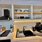 La Vie Est Belle Luxury With Jacuzzi 1 Apartament