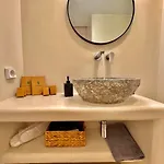 Apartament La Vie Est Belle Luxury With Jacuzzi 1