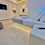 Apartament La Vie Est Belle Luxury With Jacuzzi 1 Pounda