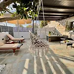 La Vie Est Belle Luxury With Jacuzzi 1 * Pounda