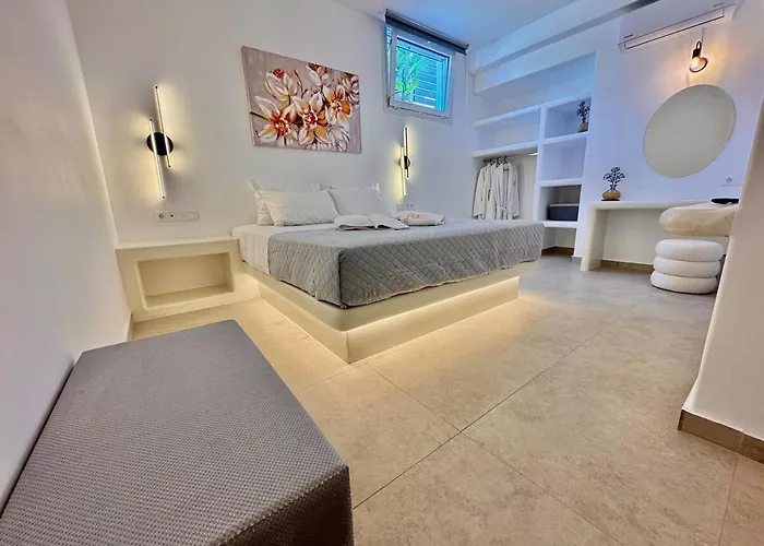 La Vie Est Belle Luxury With Jacuzzi 1 *