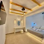 דירה La Vie Est Belle Luxury With Jacuzzi 1 *