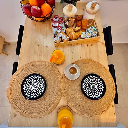 La Vie Est Belle Luxury With Jacuzzi 1 Pounda